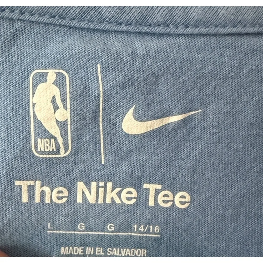 Nike NBA Atlanta Hawks Basketball Light Blue T-Shirt Size Youth Large 14/16